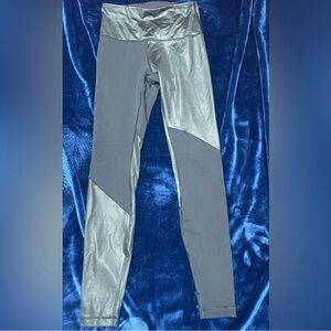 Lululemon Athletica Wunder Under Black Leggings. Size 4